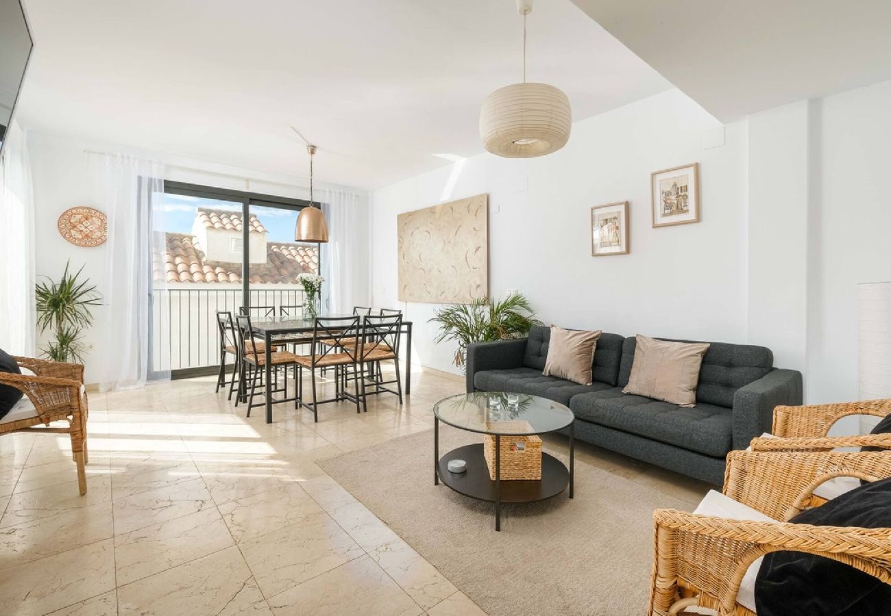 Casa adosada en Fuengirola - Charming Andalusian townhouse w/splash pool 