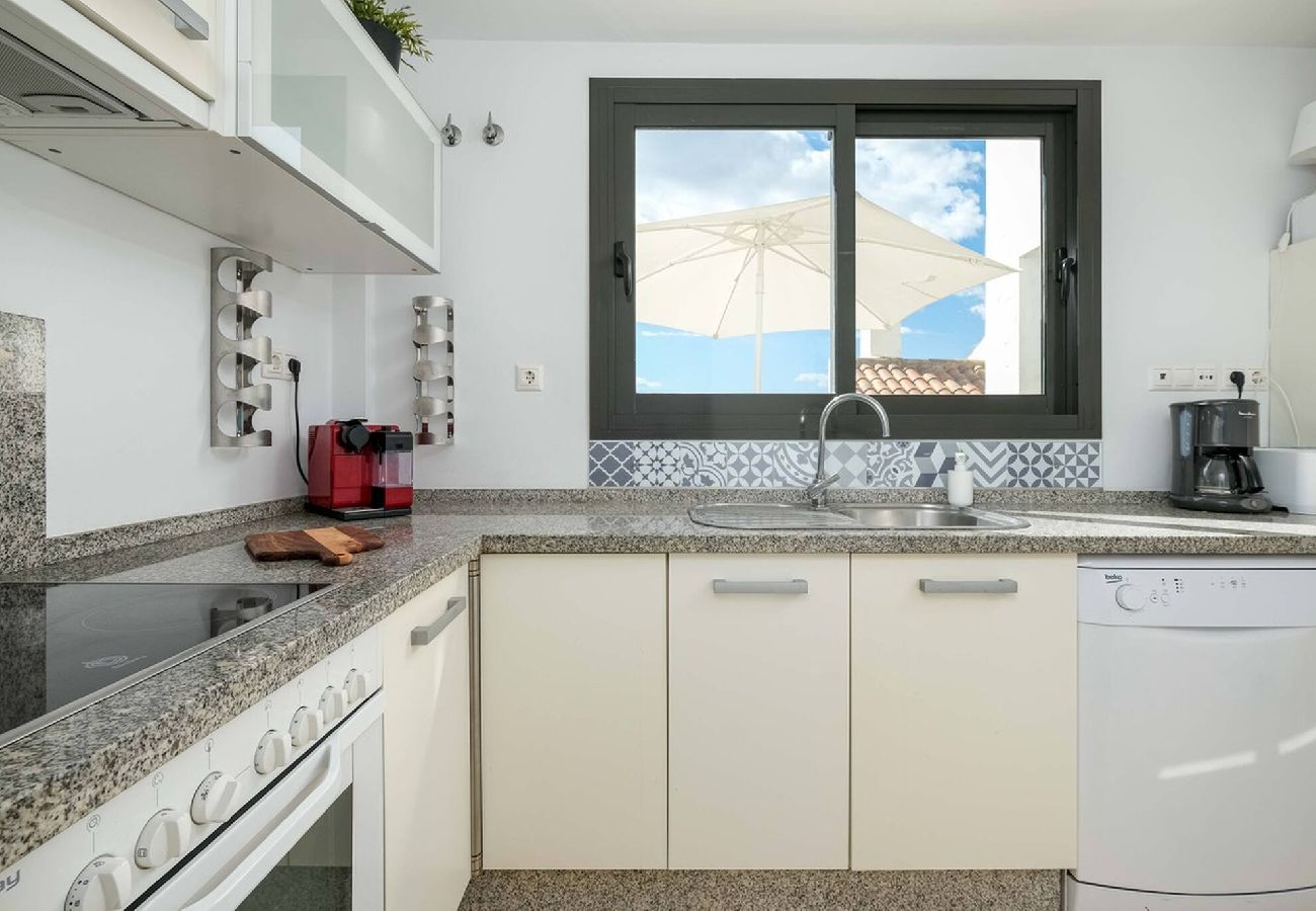 Casa adosada en Fuengirola - Charming Andalusian townhouse w/splash pool 