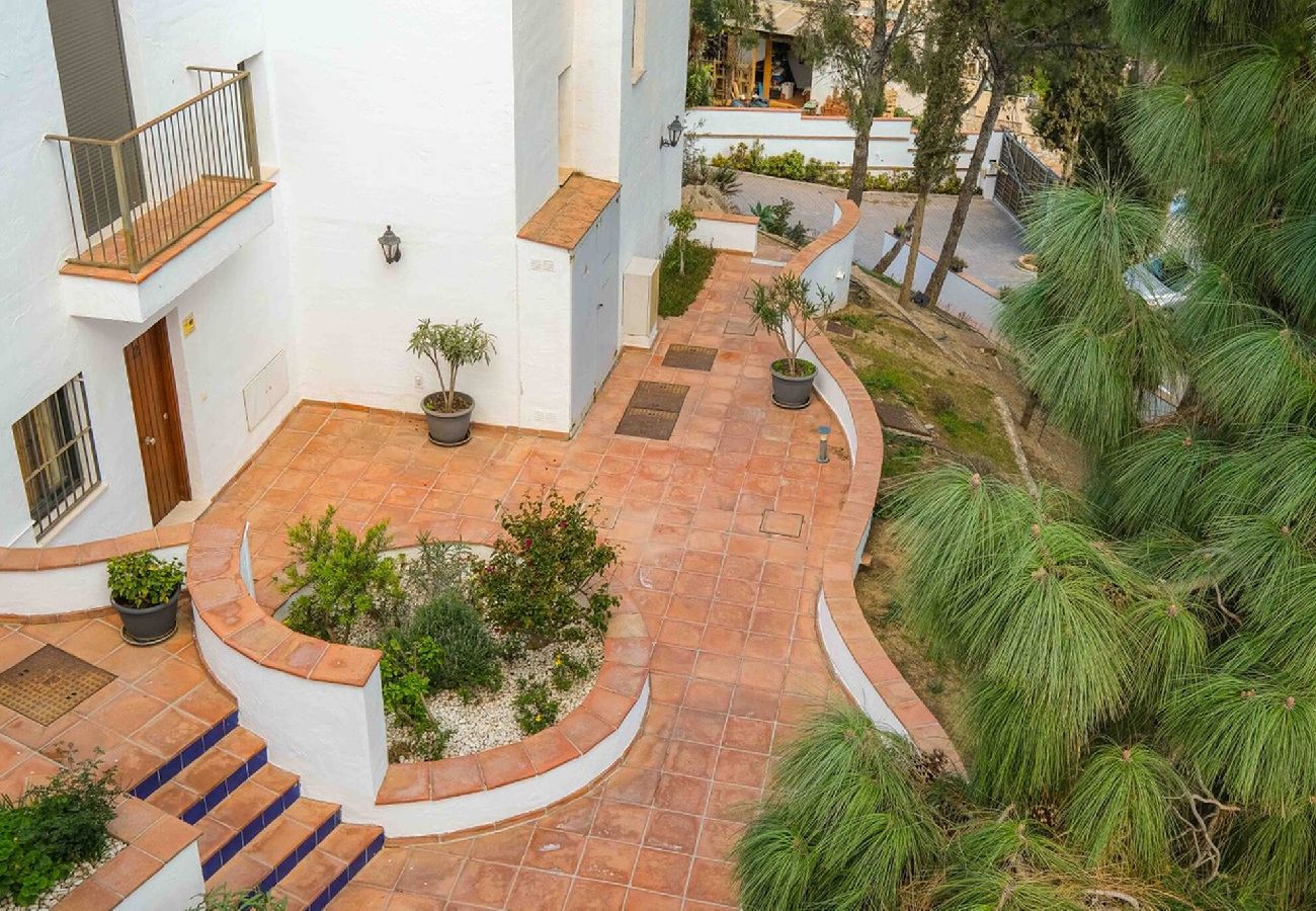 Casa adosada en Fuengirola - Charming Andalusian townhouse w/splash pool 