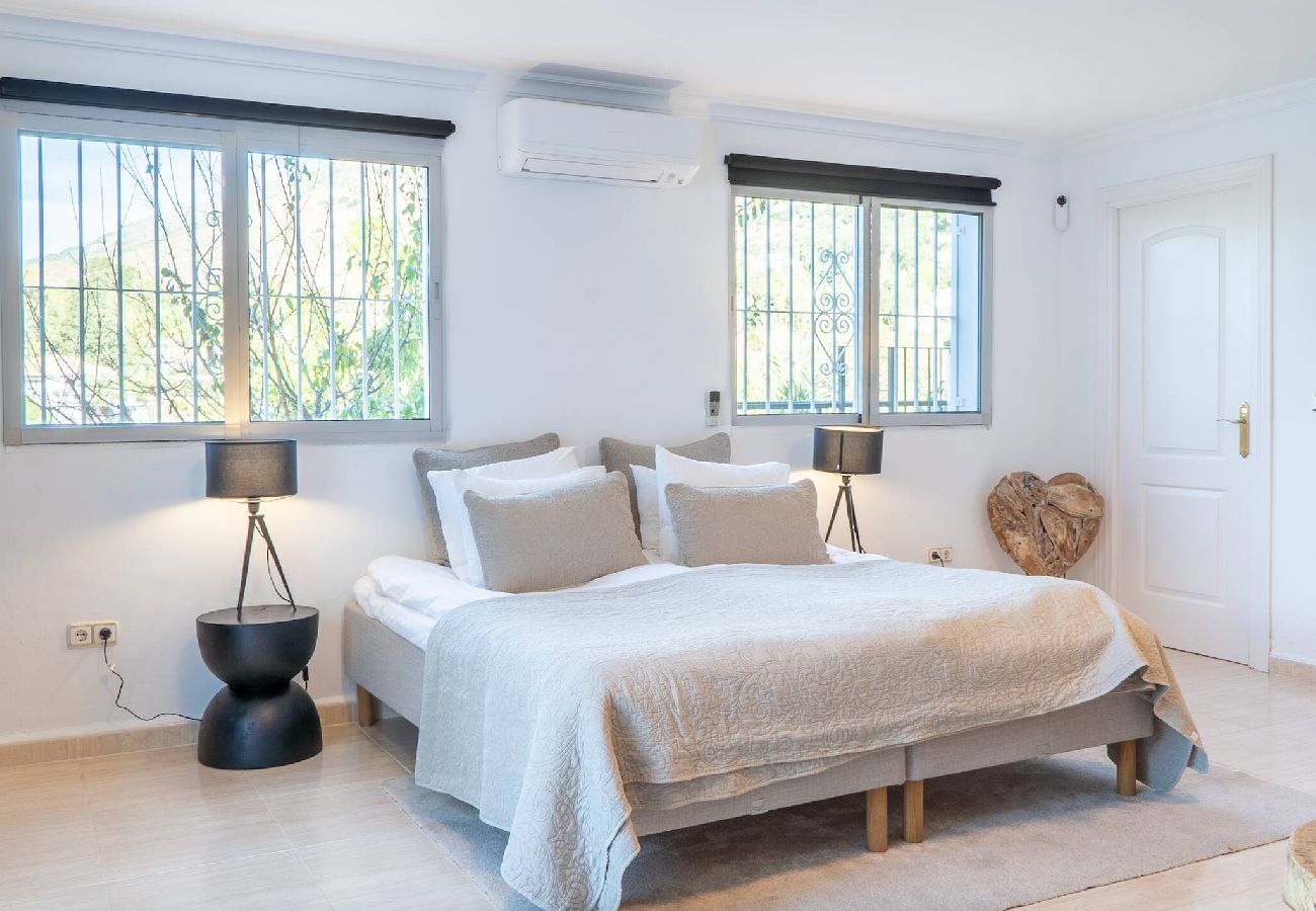 Villa en Mijas Costa - Villa Media Luna 