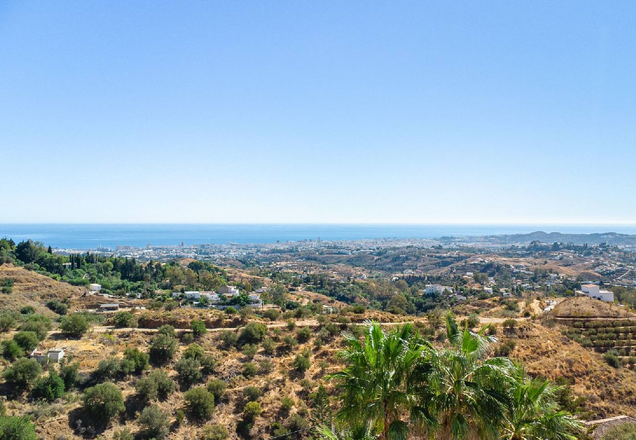 Villa en Mijas Costa - Villa Media Luna 