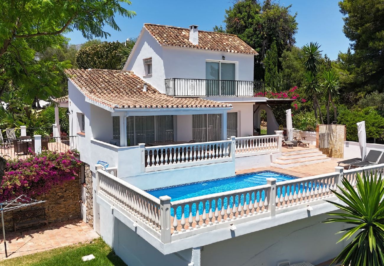 Casa en Mijas Costa - Fantástica vista, chalet con piscina privada. 