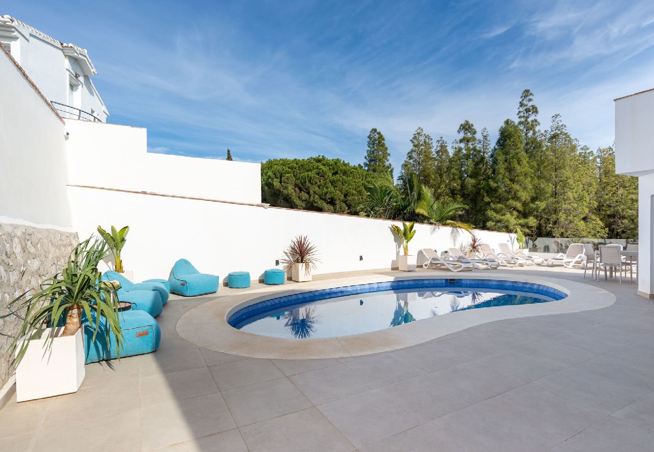 Villa en Mijas Costa - Villa con piscina privada cerca del pueblo/playa 