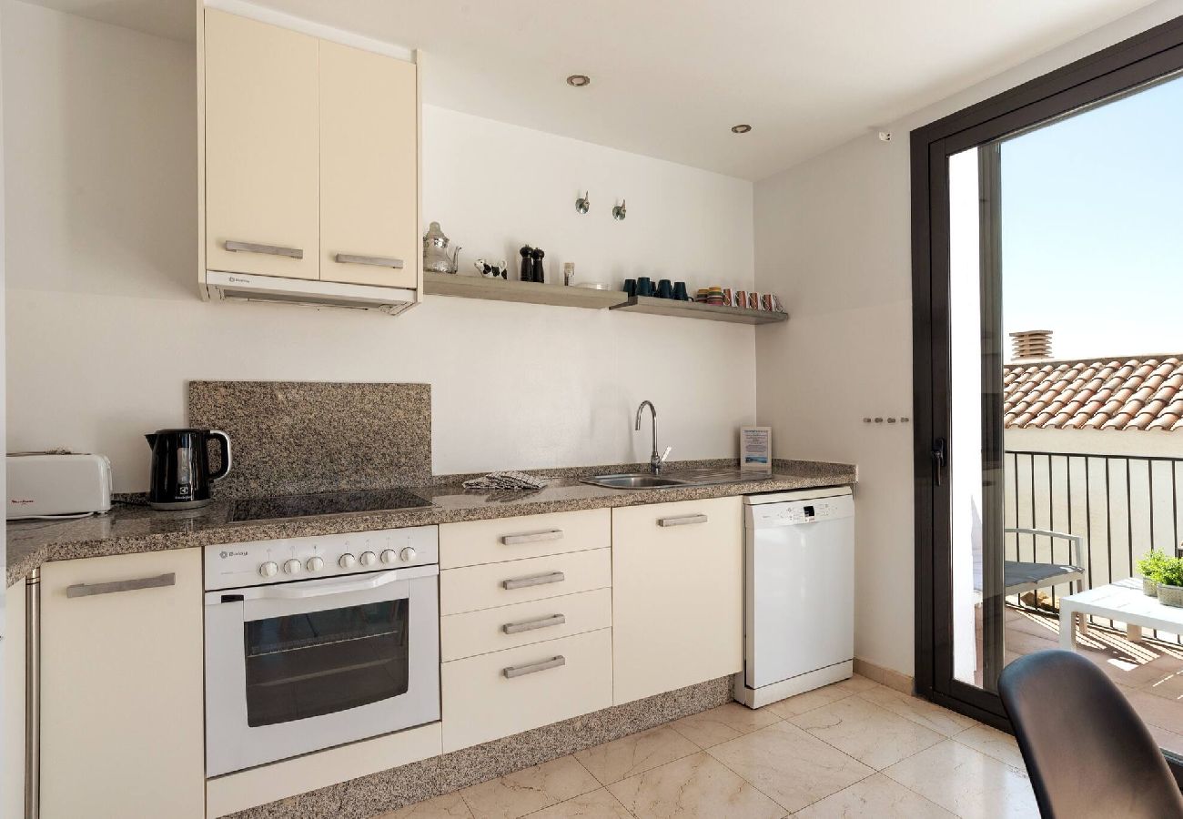 Casa adosada en Fuengirola - Casa adosada, vistas y pequeña piscina privada. 