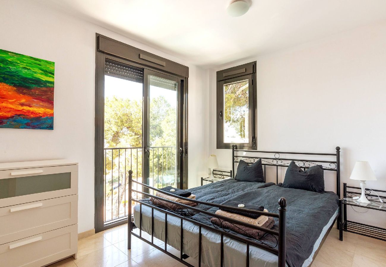 Casa adosada en Fuengirola - Casa adosada, vistas y pequeña piscina privada. 