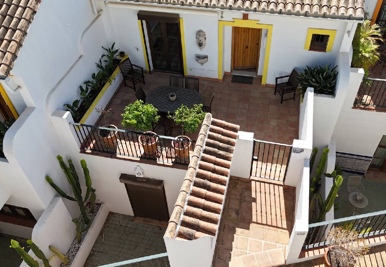 Casa adosada en Mijas Costa - Casa adosada cerca del pueblo y de la playa. 