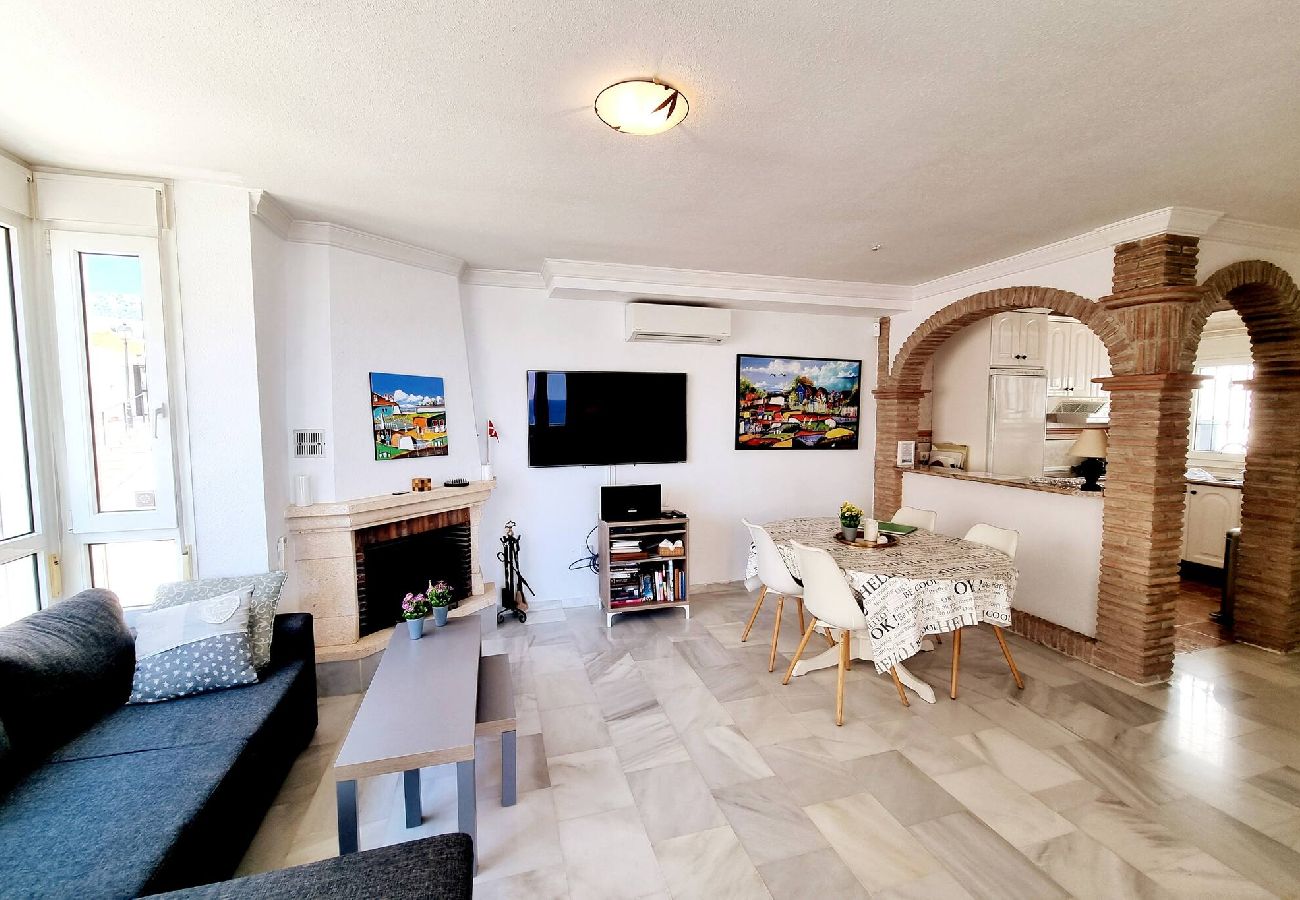 Apartamento en Benalmádena - Precioso adosado a 400m de la playa. 