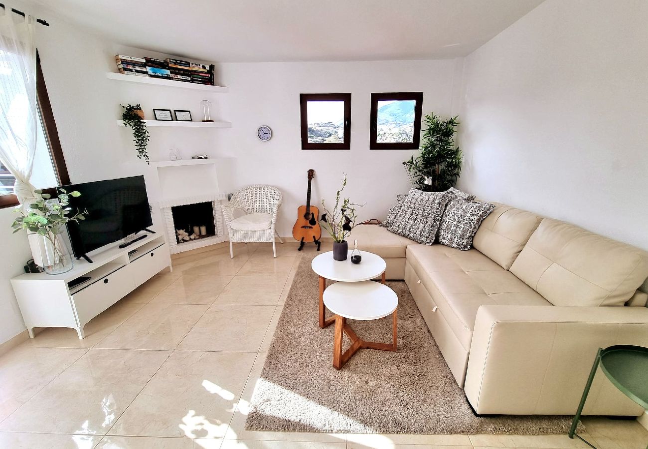 Apartamento en Benalmádena - Piso con 2 terrazas en Pueblo Evita. 