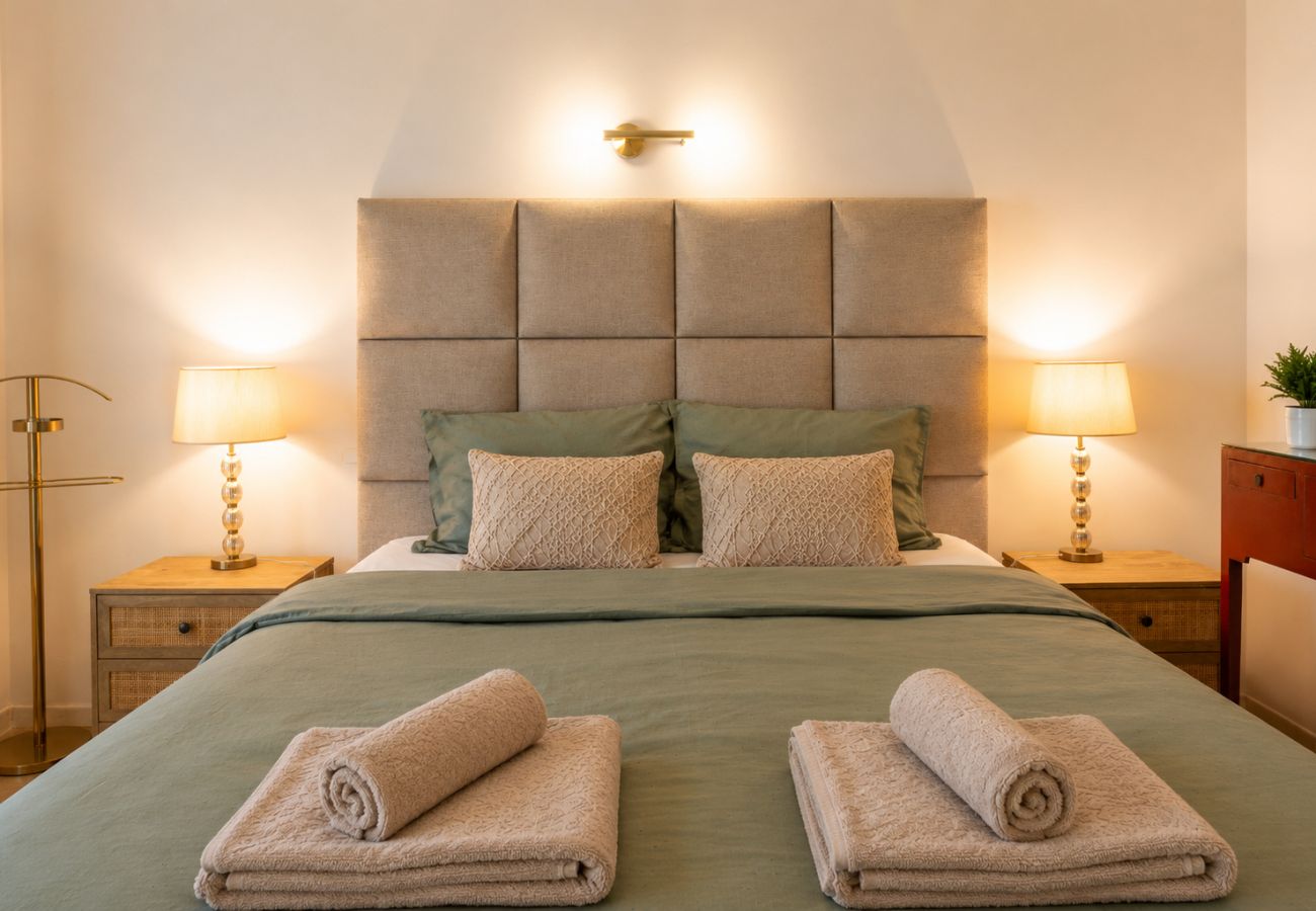 Apartamento en Fuengirola - Cozy 3BR Apartment in Higuerón 2 Pools & Terraces