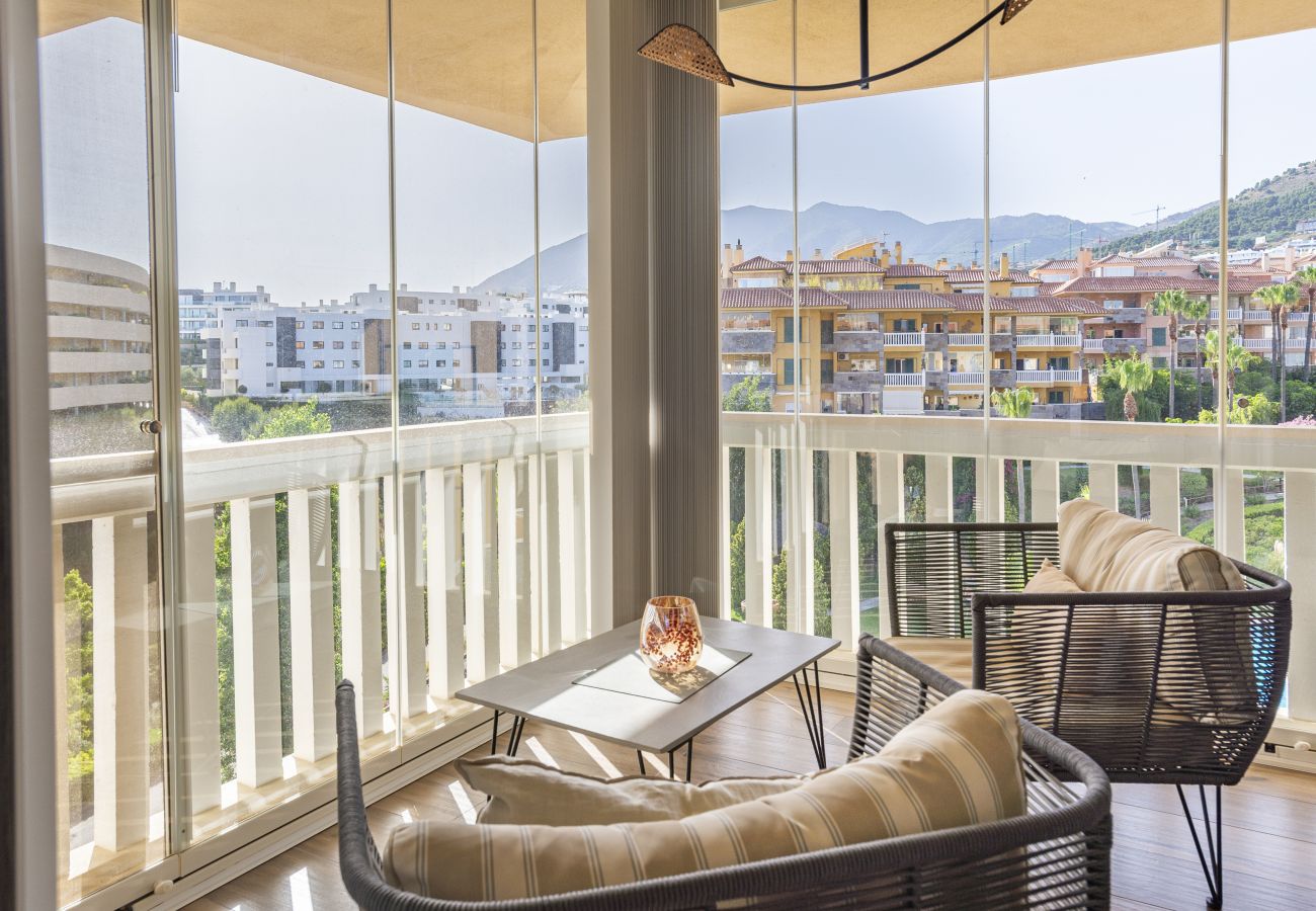 Apartamento en Fuengirola - Cozy 3BR Apartment in Higuerón 2 Pools & Terraces