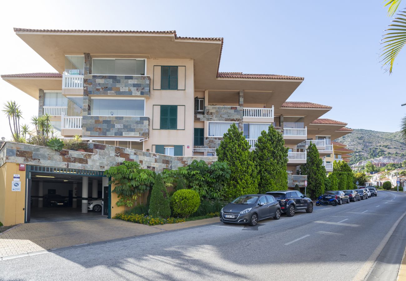 Apartamento en Fuengirola - Cozy 3BR Apartment in Higuerón 2 Pools & Terraces
