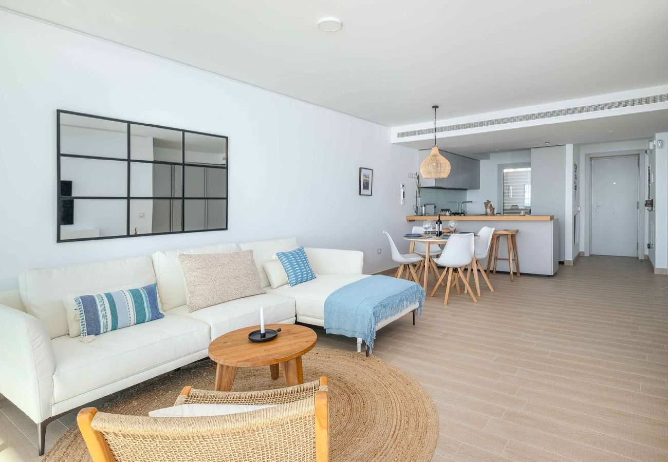 Lejlighed i Fuengirola - Fantastisk 2BR m/ panoramamisk havudsigt 