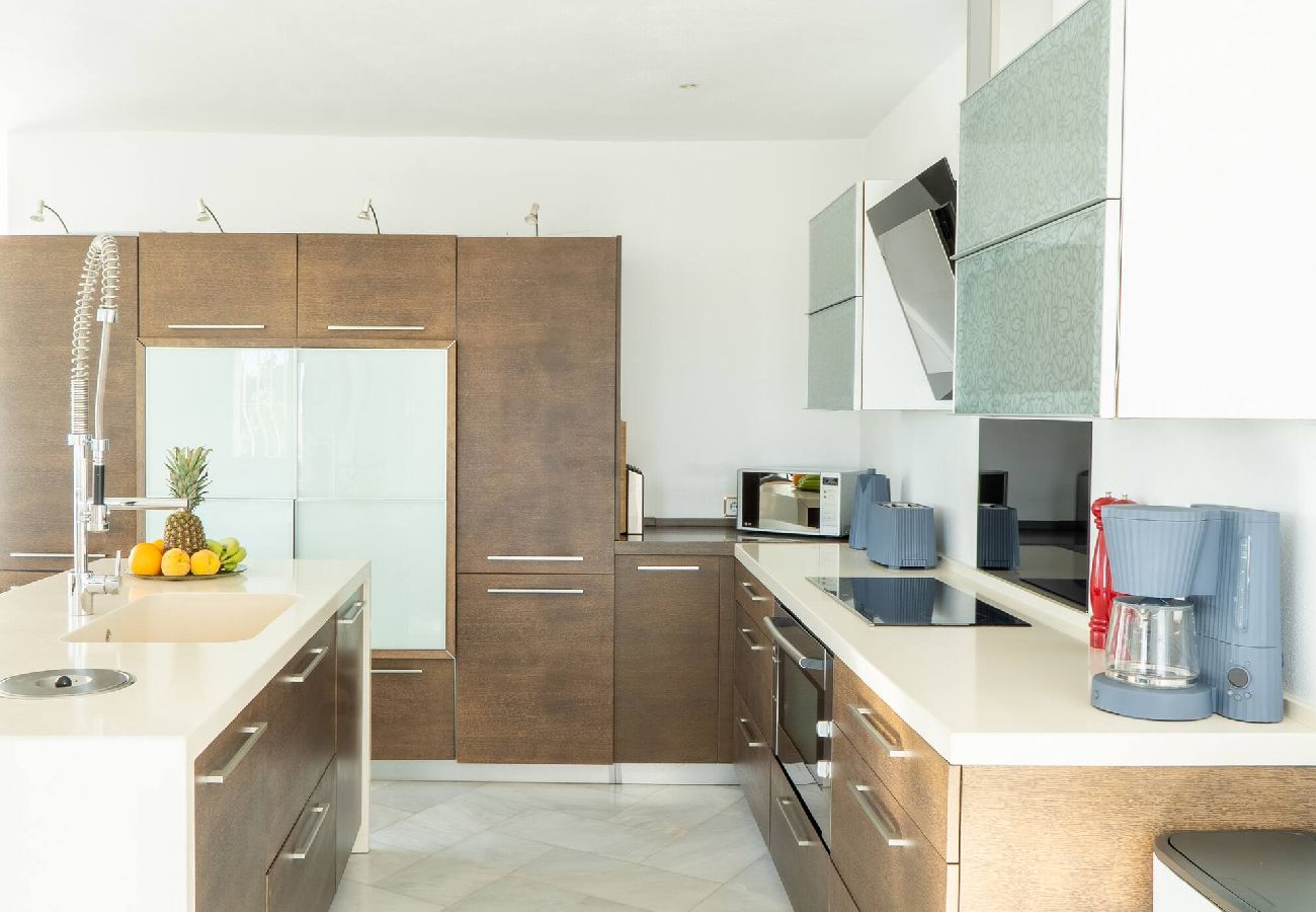 Villa i Mijas Costa - Villa Media Luna 