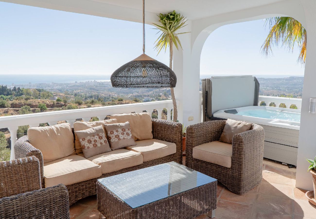 Villa i Mijas Costa - Villa Media Luna 