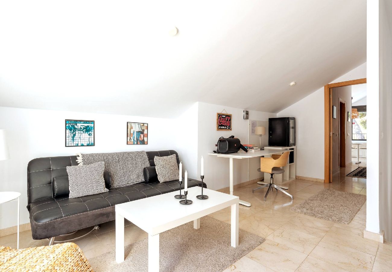 Byhus i Fuengirola - Moderne rækkehus med fantastisk udsigt 