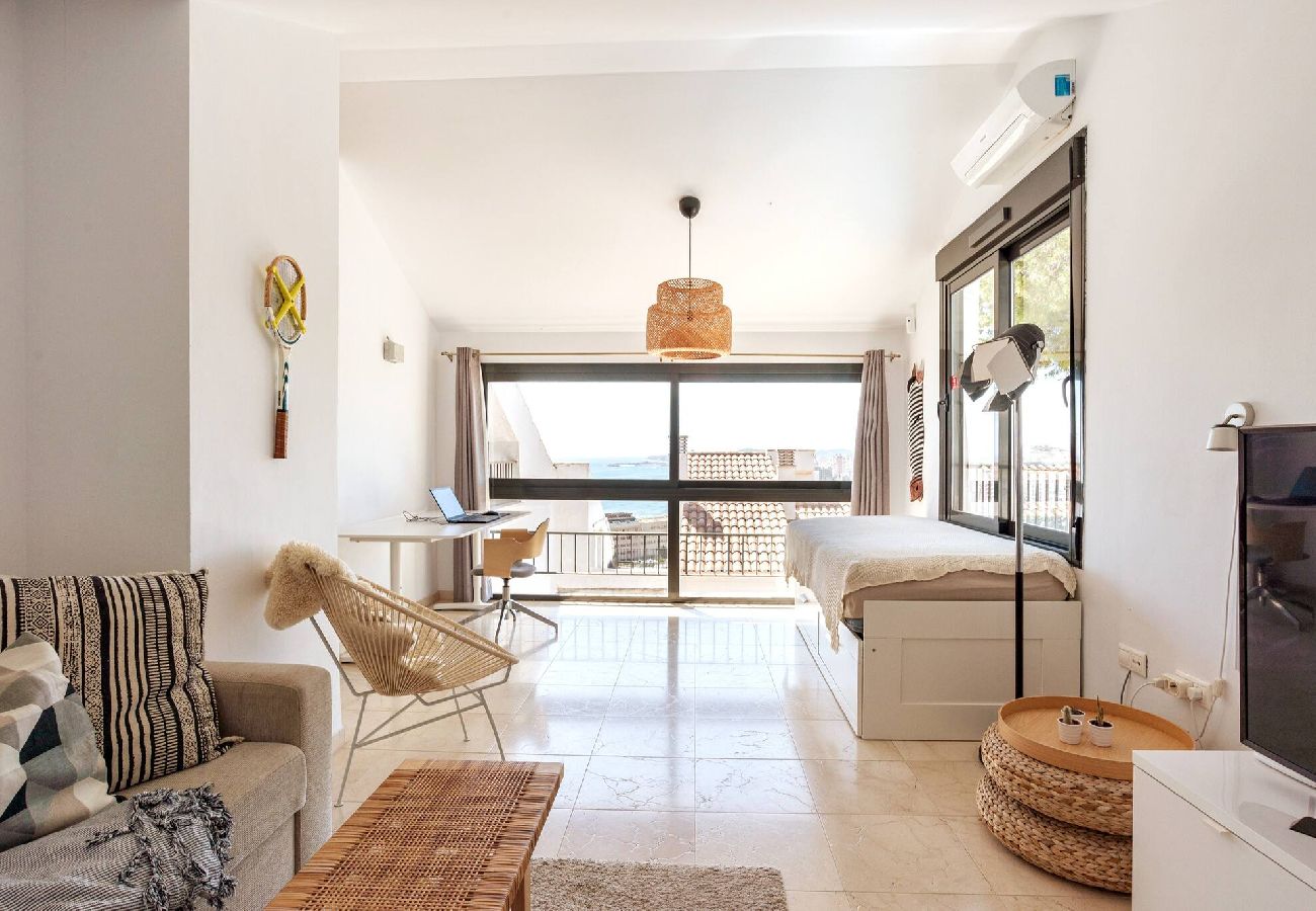 Byhus i Fuengirola - Moderne rækkehus med fantastisk udsigt 