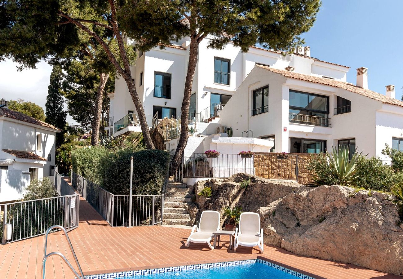 Byhus i Fuengirola - Byhus med fantastisk udsigt og privat splash pool. 