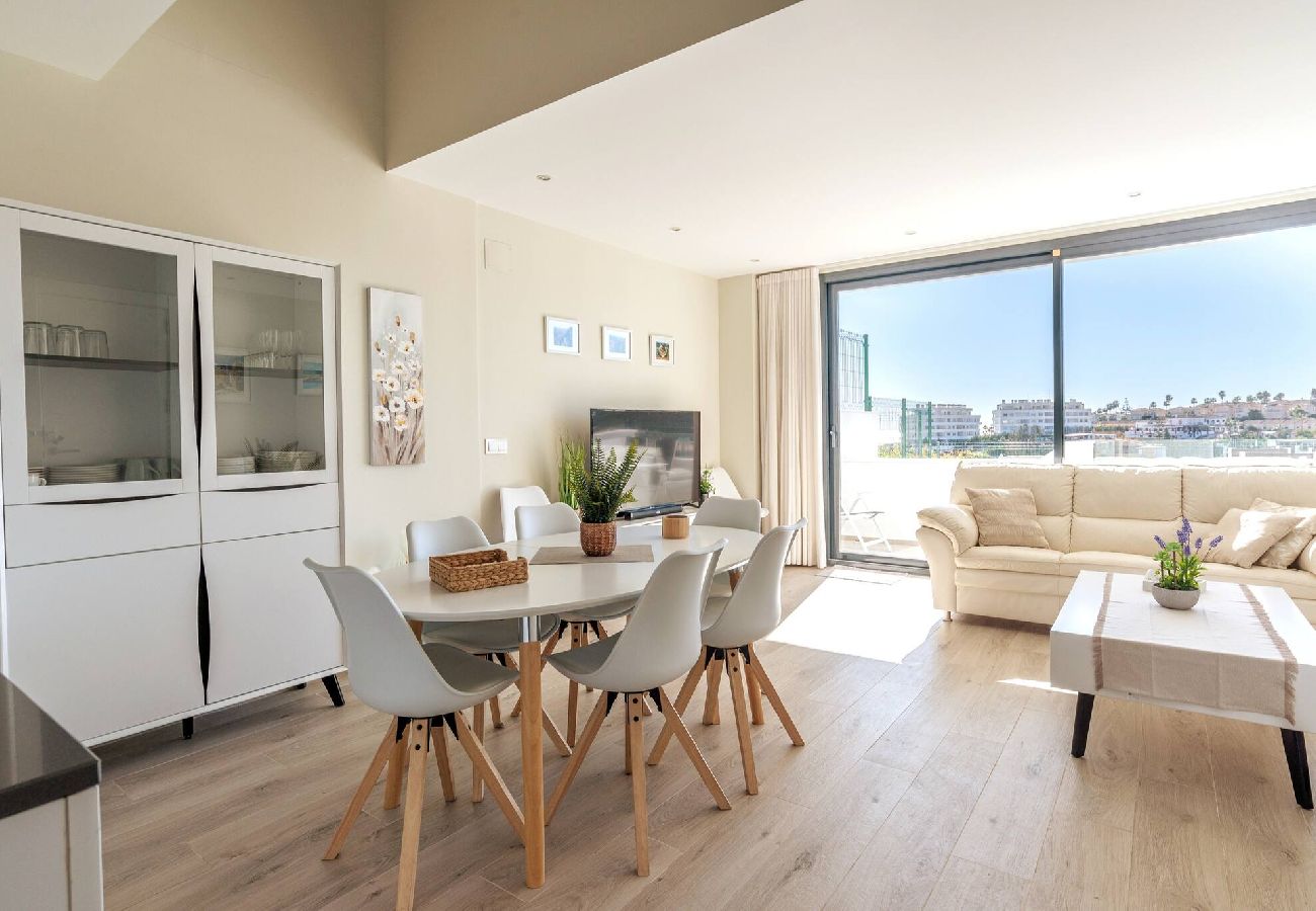 Byhus i Fuengirola - Rækkehus 5 min fra stranden og tæt på by. 