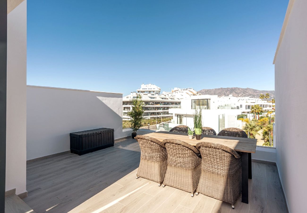 Byhus i Fuengirola - Rækkehus 5 min fra stranden og tæt på by. 