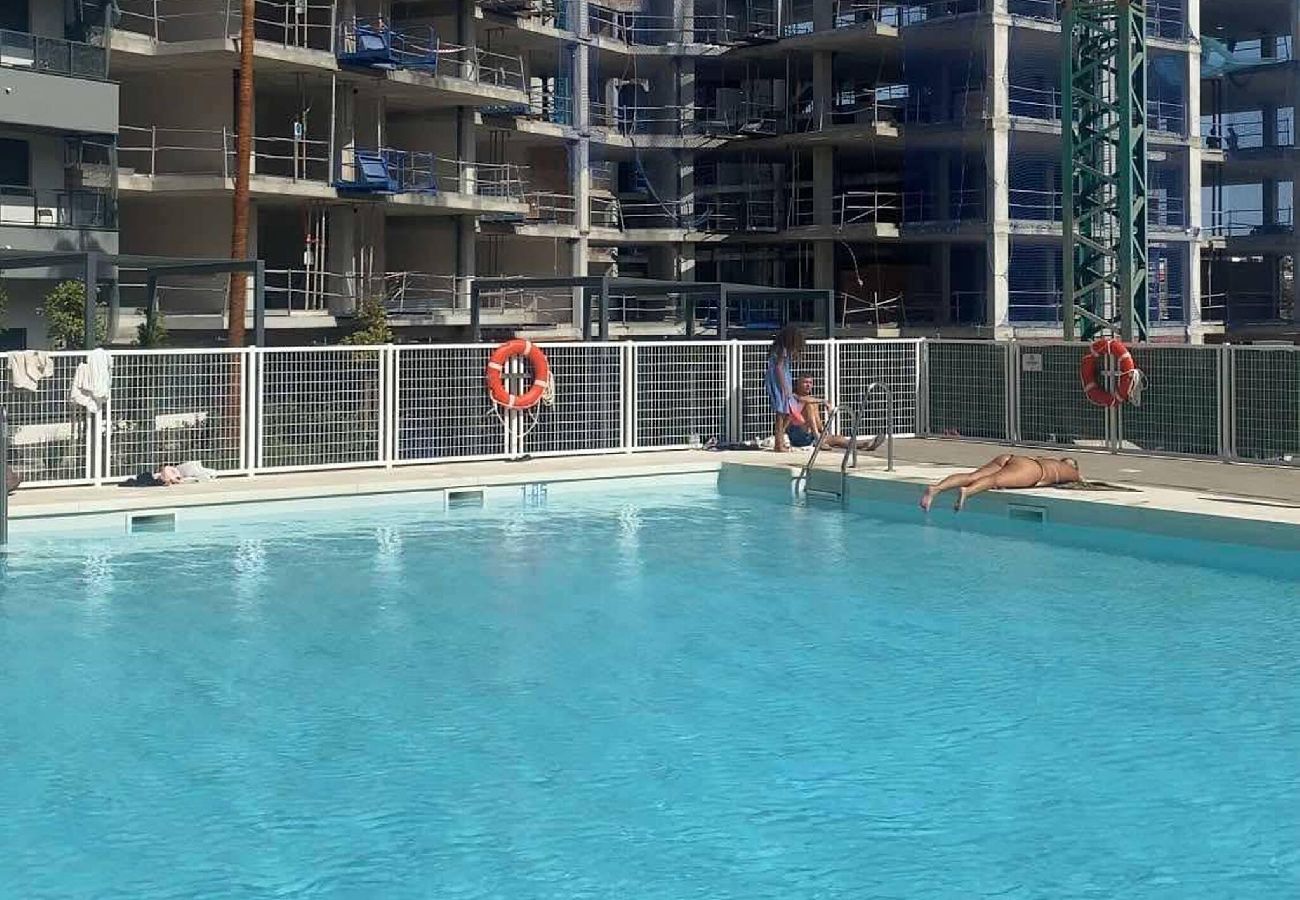 Lejlighed i Mijas Costa - 3 værelses familie suite i Las Lagunas