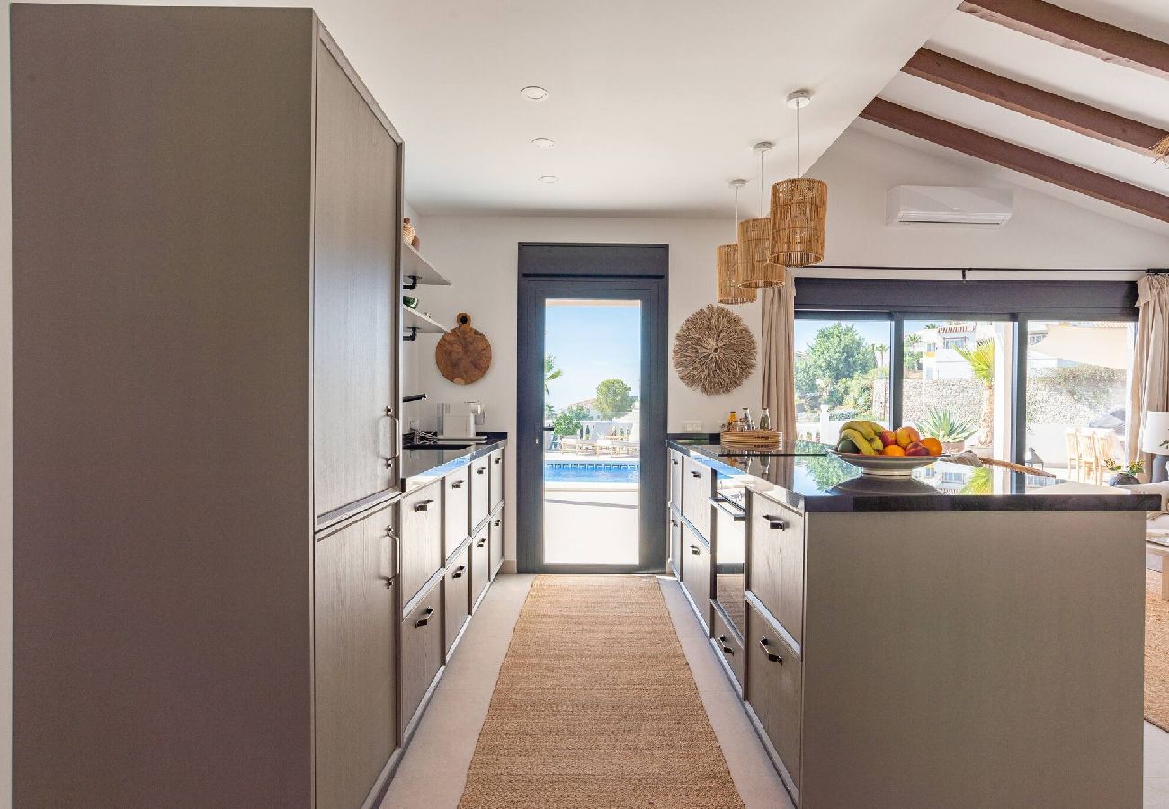 Villa i Benalmádena - Villa med privat saltvands pool 