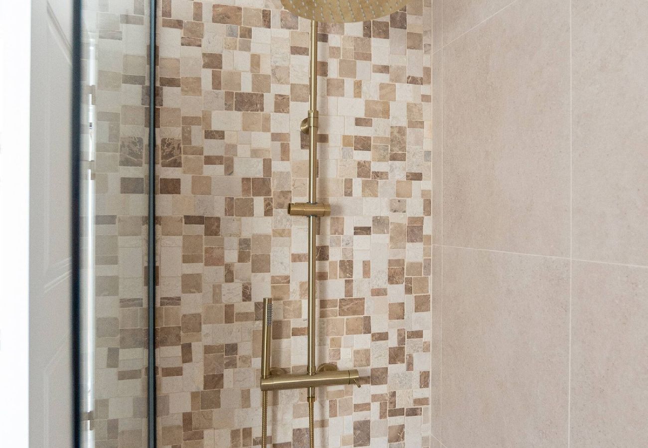 Villa i Benalmádena - Villa med privat saltvands pool 