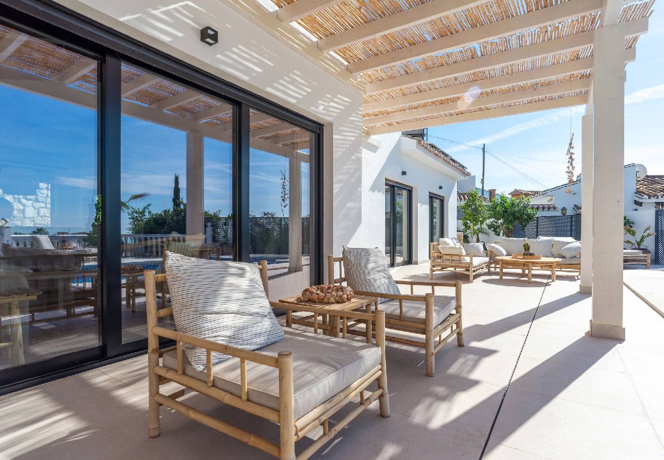 Villa i Benalmádena - Villa med privat saltvands pool 