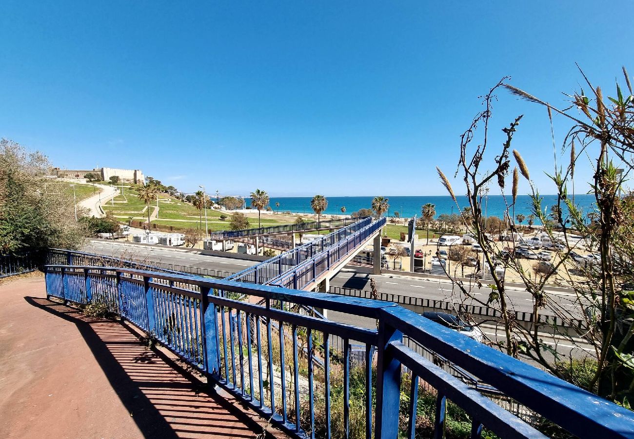 Byhus i Fuengirola - Moderne rækkehus tæt på strand og by. 