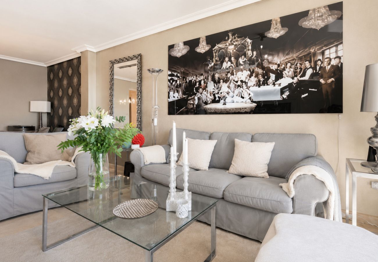Lejlighed i Fuengirola - Moderne Beachfront lejlighed med 3 soveværelser