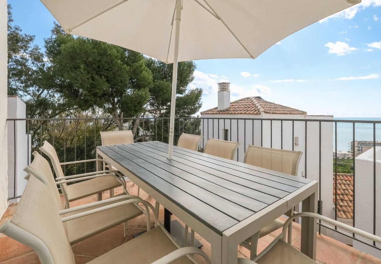 Terraced House in Fuengirola - Charming Andalusian townhouse w/splash pool 