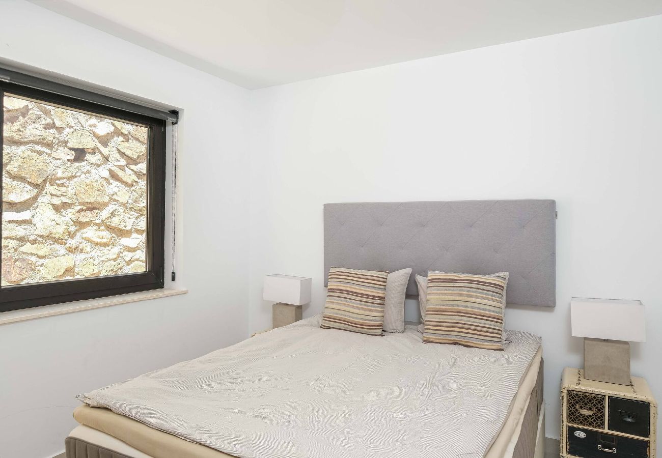 Villa in Fuengirola - La Vista w/ private heated pool 