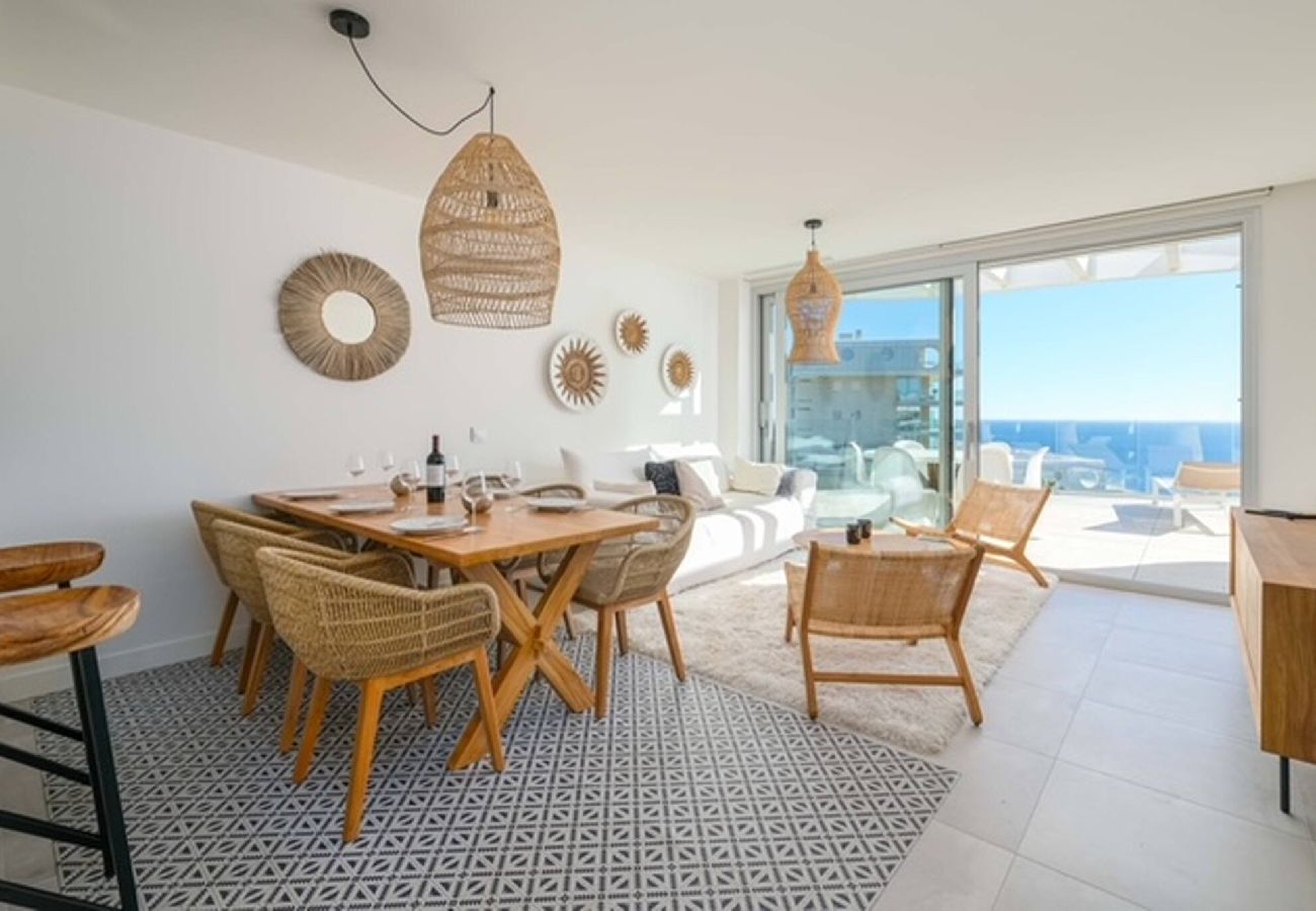 Apartment in Fuengirola - Luxury Boho Penthouse w/jacuzzi 