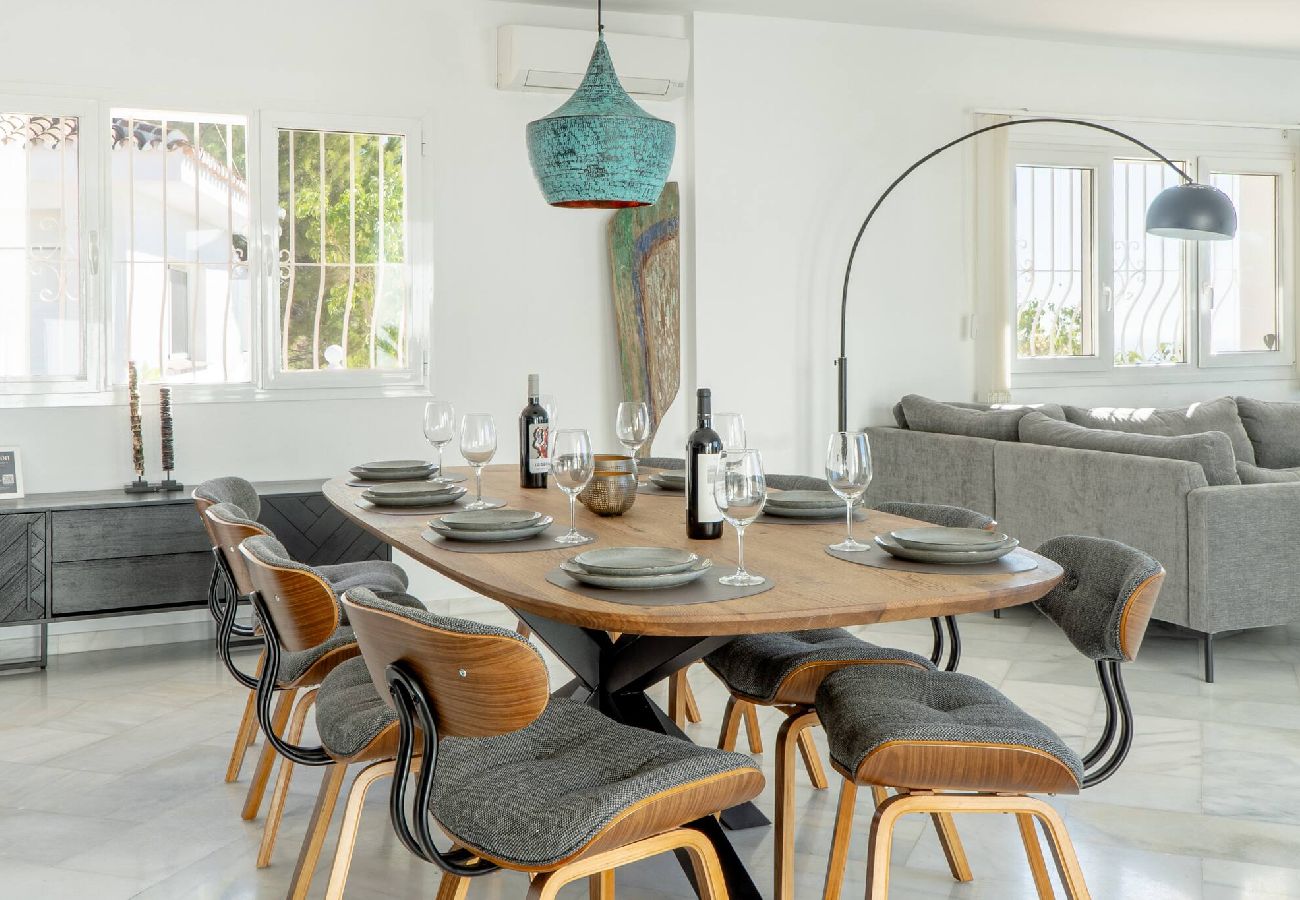 Villa in Mijas Costa - Villa Media Luna 