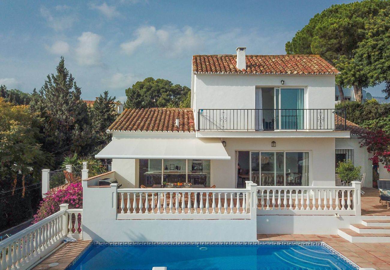 House in Mijas Costa - Fantastic view, villa with private pool. 