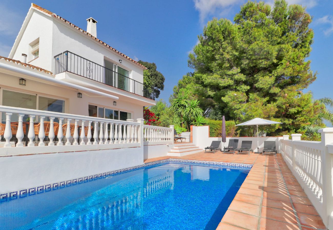 House in Mijas Costa - Fantastic view, villa with private pool. 