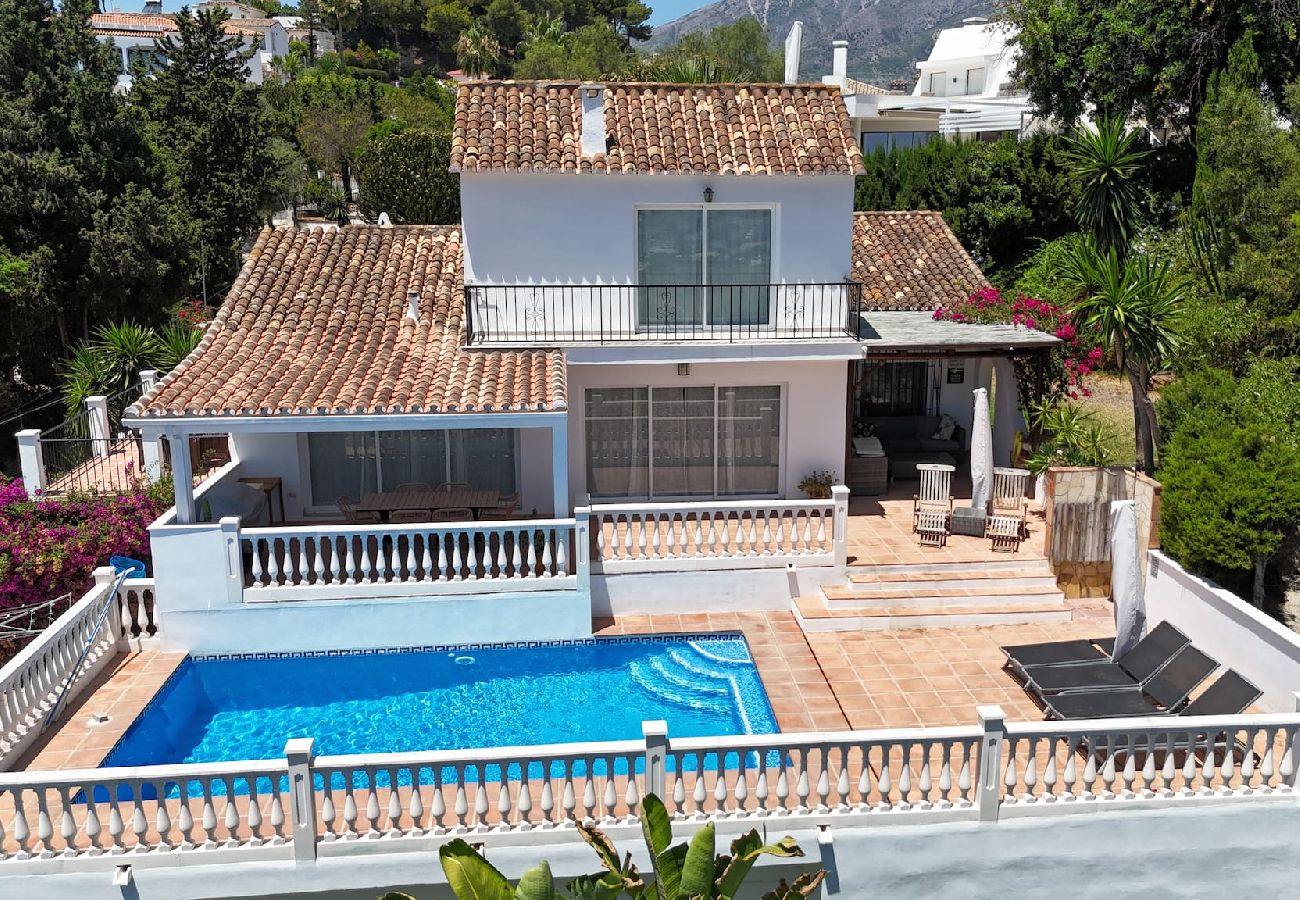 House in Mijas Costa - Fantastic view, villa with private pool. 