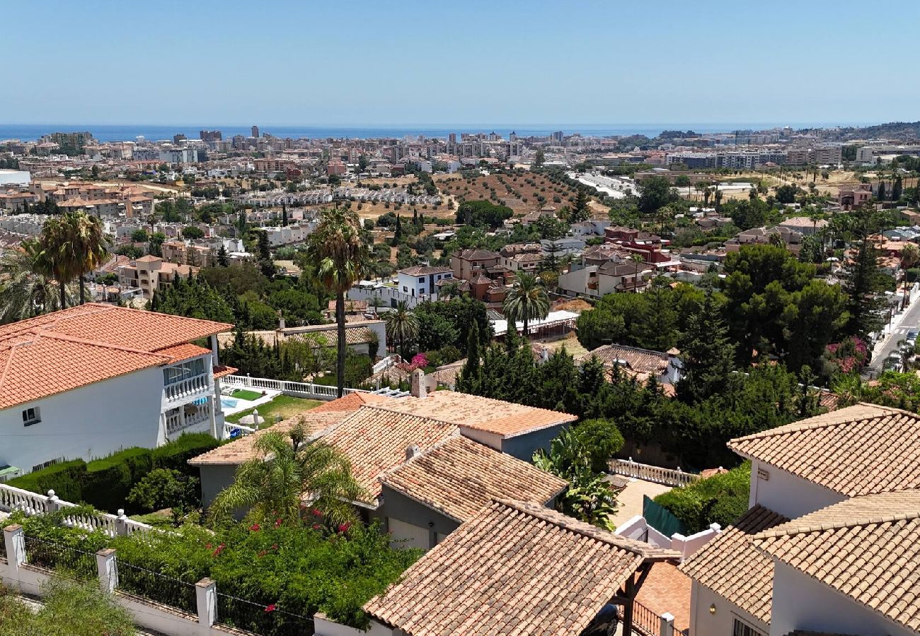House in Mijas Costa - Fantastic view, villa with private pool. 