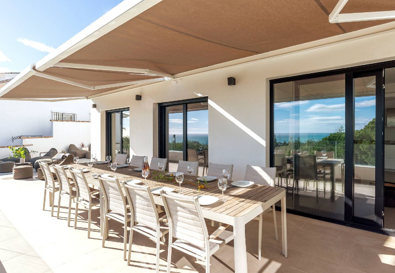 Villa in Mijas Costa - Luxury villa with private pool close to town/beach 