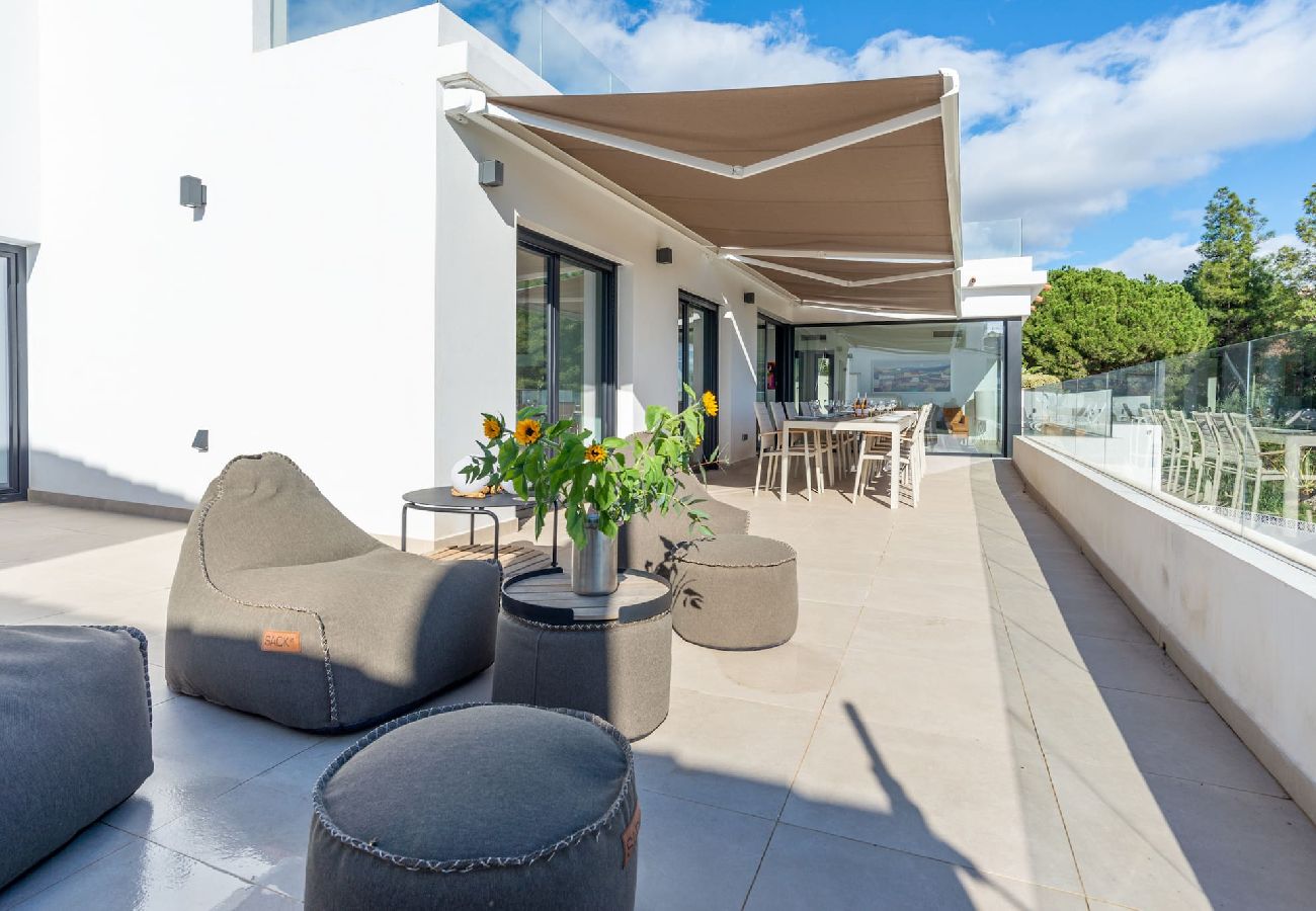 Villa in Mijas Costa - Luxury villa with private pool close to town/beach 