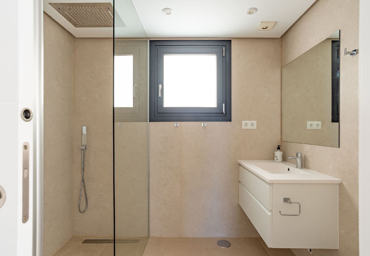 Villa in Mijas Costa - Luxury villa with private pool close to town/beach 