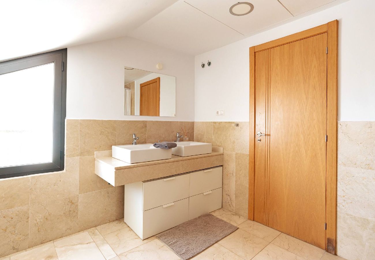 Terraced House in Fuengirola - Modern townhouse with stunning view in Torreblanca 