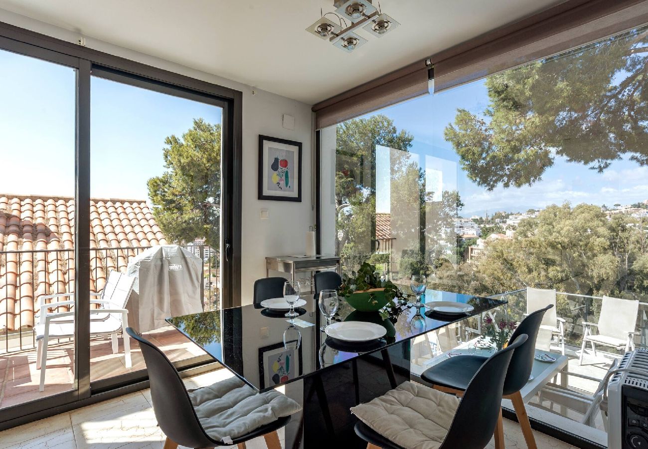 Terraced House in Fuengirola - Townhouse, stunning views and private splash pool. 