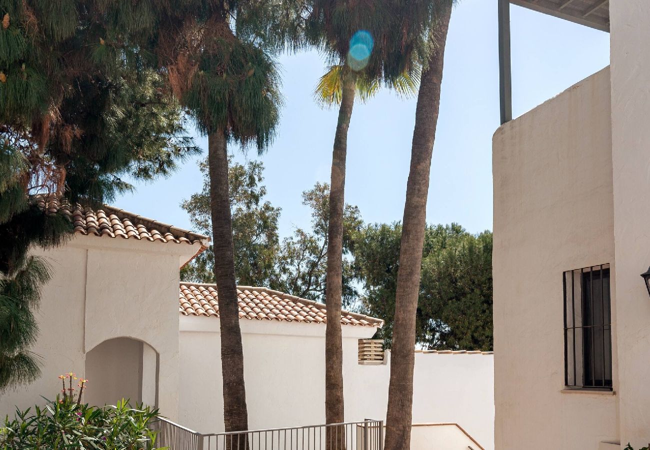 Terraced House in Fuengirola - Townhouse, stunning views and private splash pool. 