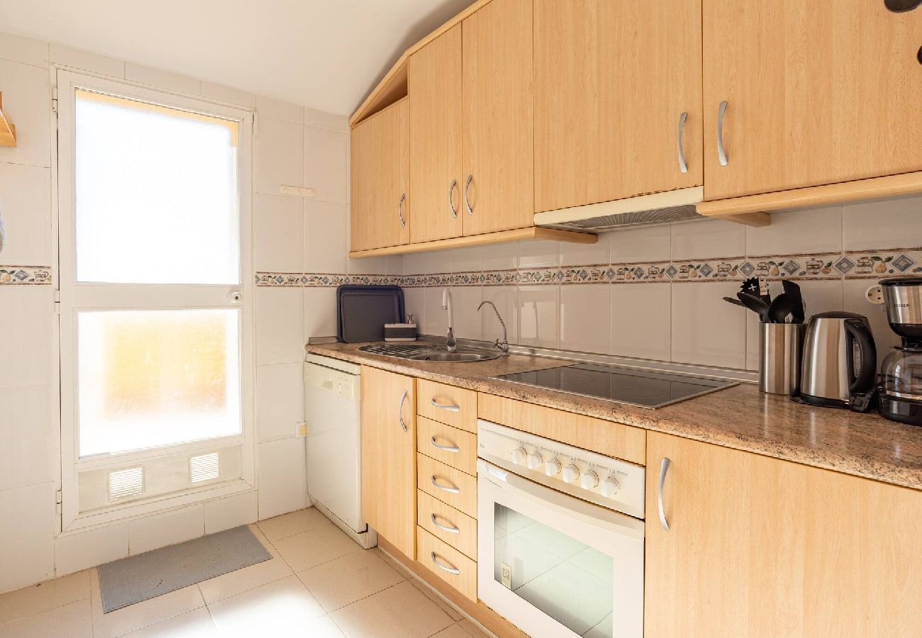 Apartment in Fuengirola - 3 bed penthouse close to beach with fab views. 