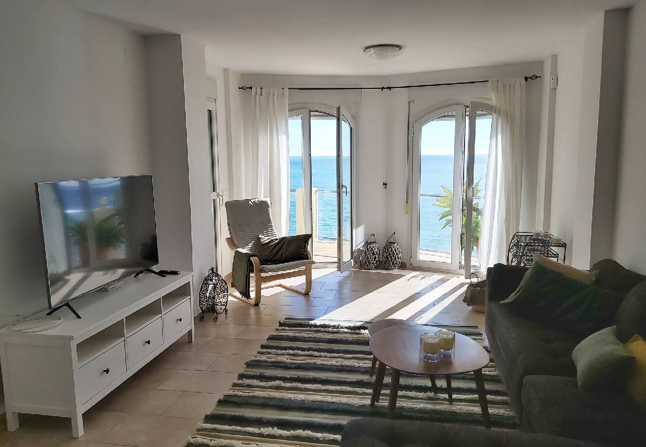 Apartment in Benalmádena - Beach, town, views, here you have it all. 