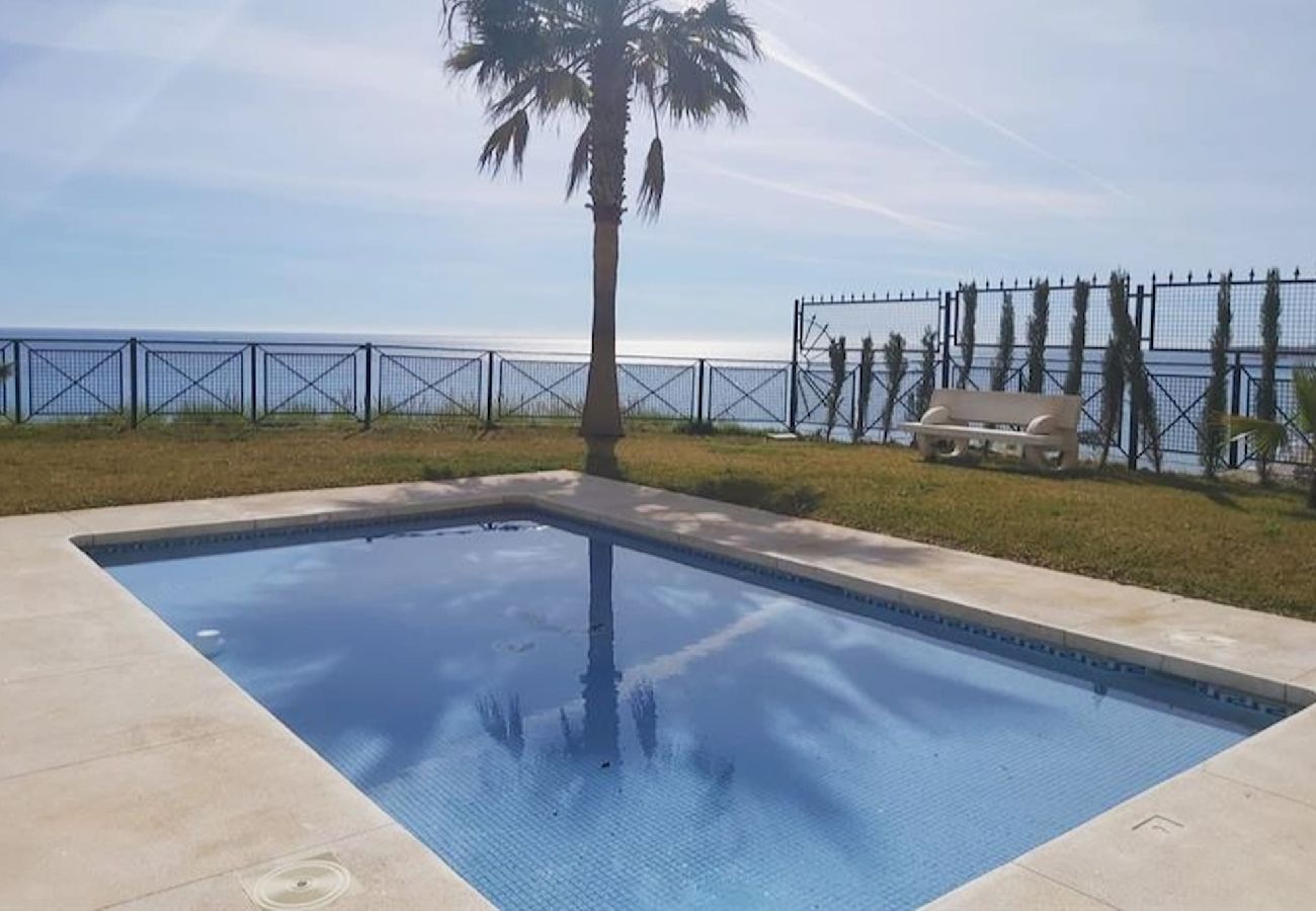 Apartment in Benalmádena - Beach, town, views, here you have it all. 