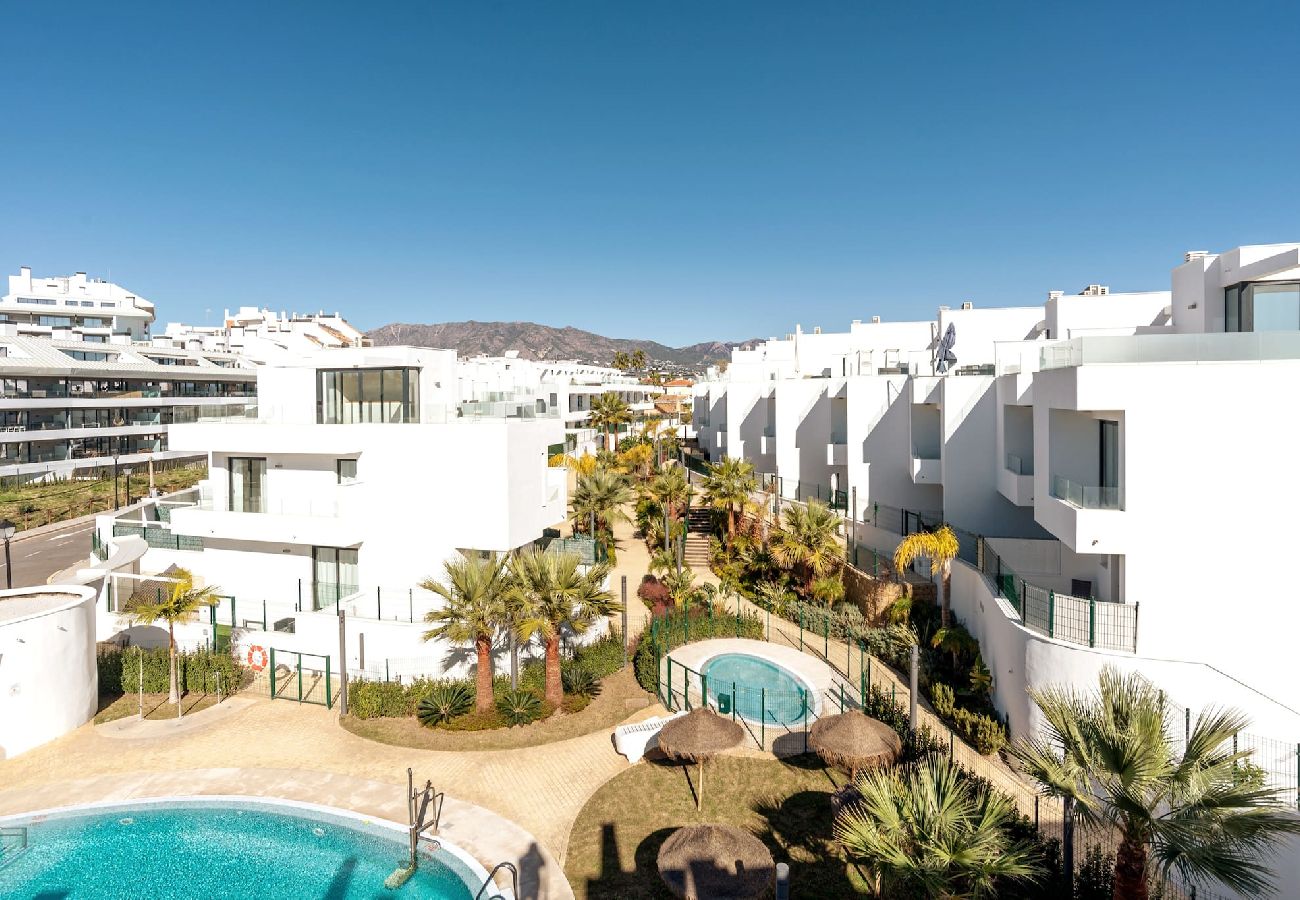 Terraced House in Fuengirola - Terraced house 5 min from beach and close to town. 