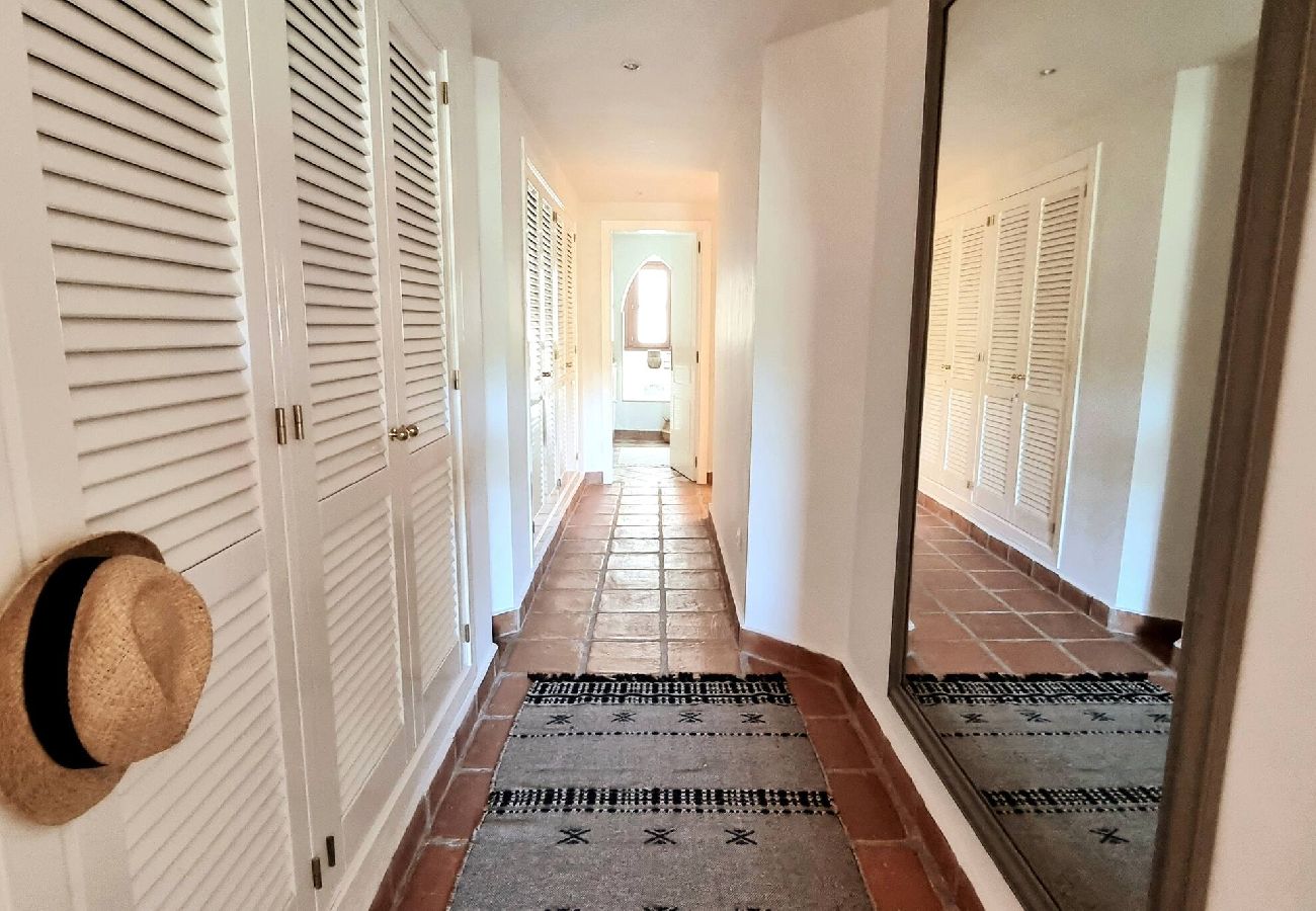 Terraced House in Mijas Costa - Exclusive townhouse near town and beach with shared pool