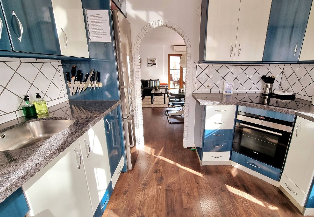 Apartment in Benalmádena - Modern 2 bedroom apartment in Pueblo Evita 