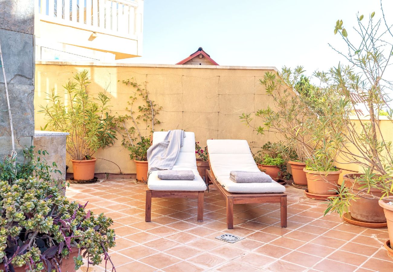 Apartment in Benalmádena - Lovely apartment, large terrace and good location. 